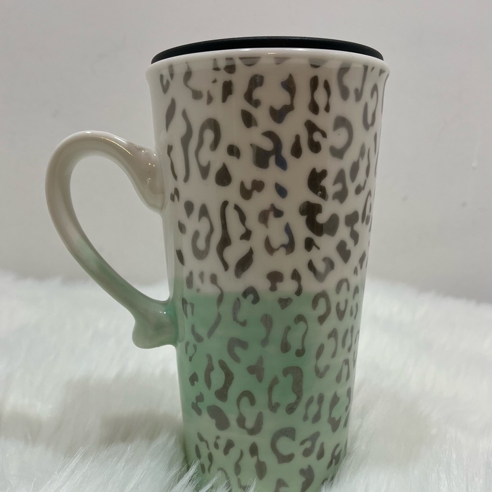 Sheffield Home Coffee Mug Tea Cocoa Cheetah Print Green And Silver Lid